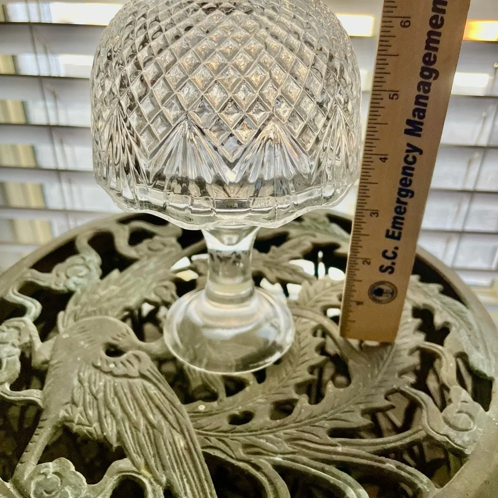 Vintage Elegant Clear Glass Candle Holder Fairy Light. - Picture 2 of 5